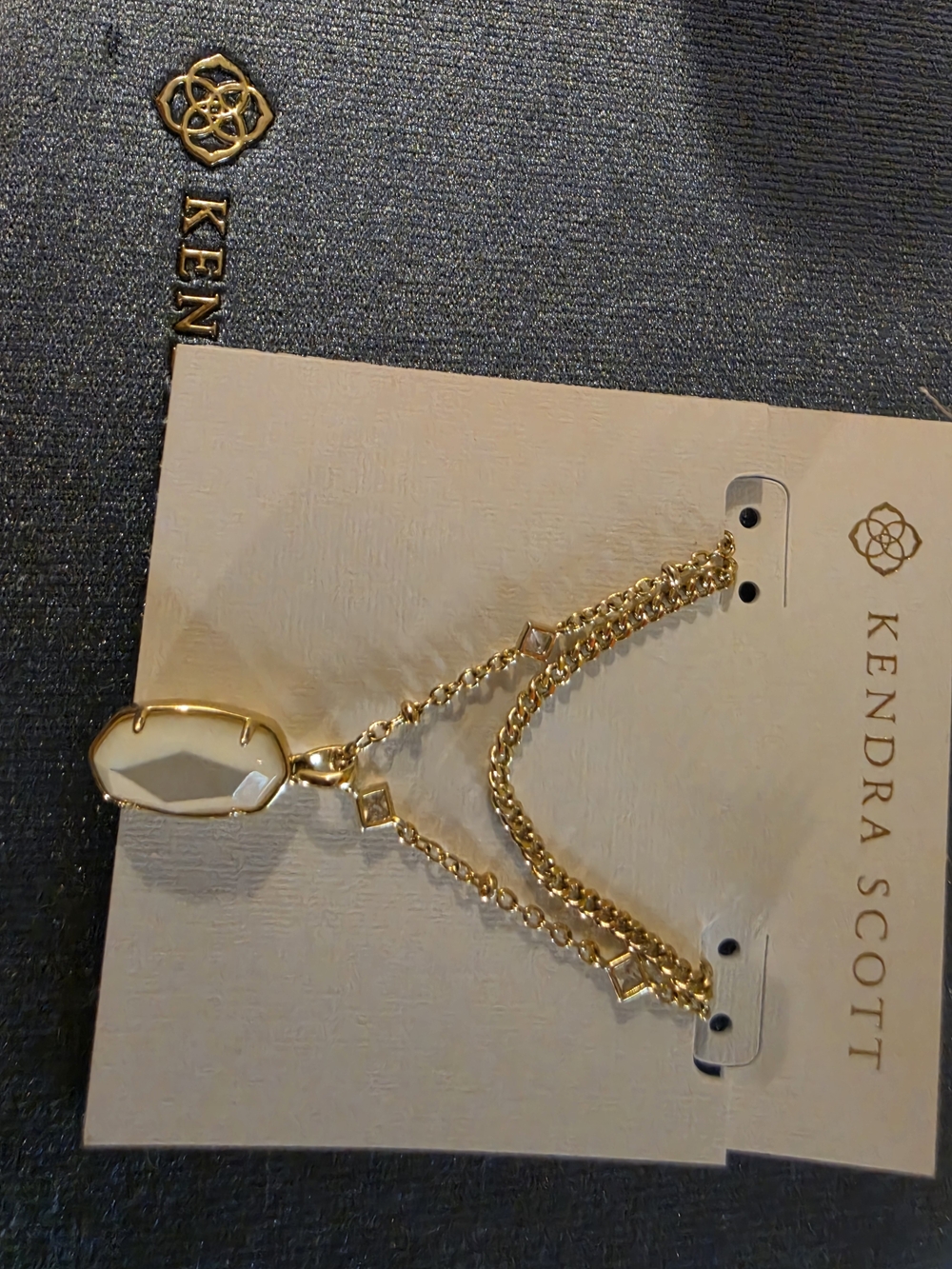Kendra Scott Gold and White Pendant Necklace